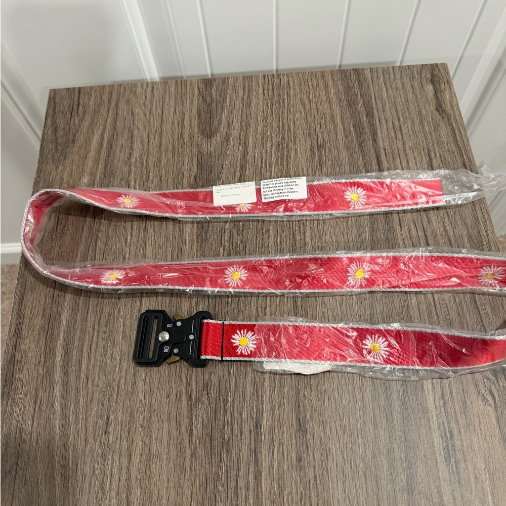 Red Daisy Print Belt with Quick-Release Buckle & Matching Mesh Daisy Socks